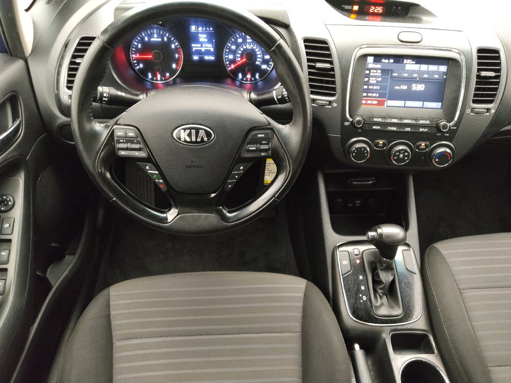 Used 2017 Kia Forte S FWD image 22