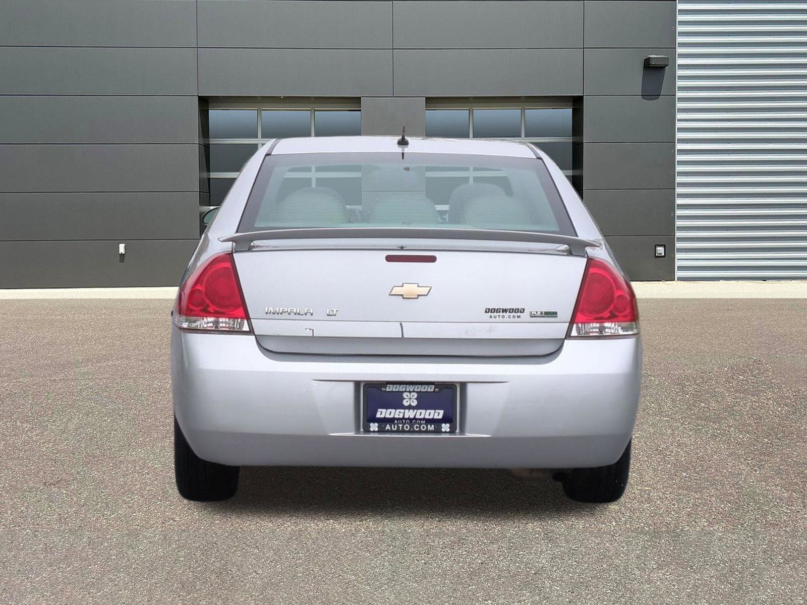 Used 2011 Chevrolet Impala LT w/ Luxury Edition Package image 6
