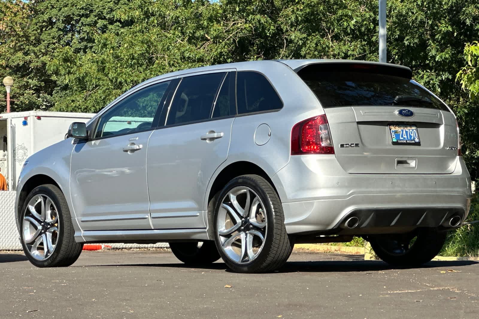 Used 2013 Ford Edge Sport w/ Driver Entry Pkg FWD image 6