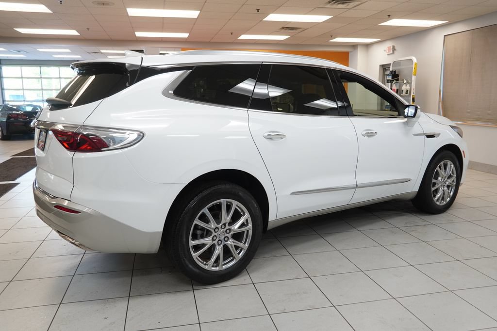 Used 2023 Buick Enclave Essence w/ Experience Buick Package AWD/4WD image 13