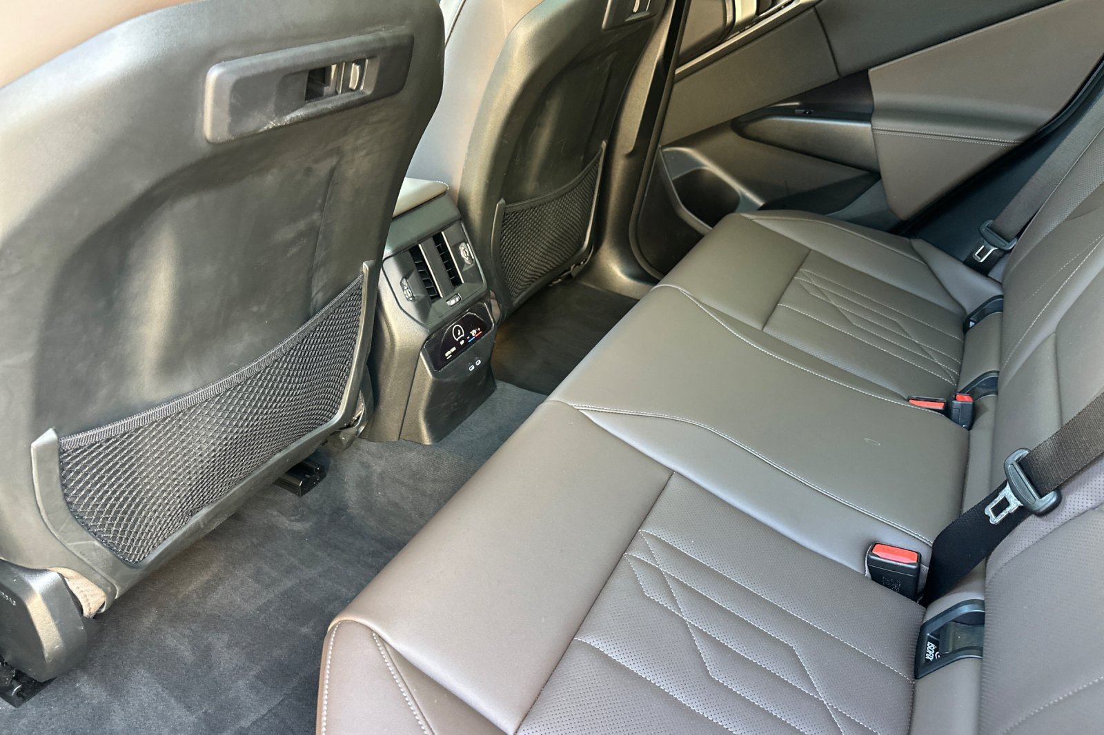 Used 2026 BMW X3 xDrive30i w/ Premium Package AWD/4WD image 11