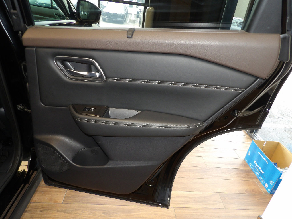 Used 2021 Nissan Rogue SL w/ Premium Package AWD/4WD image 16