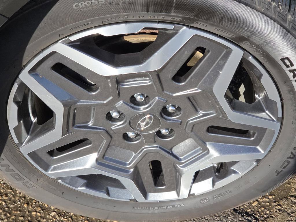 Used 2022 Hyundai Santa Fe Limited w/ Cargo Package image 11