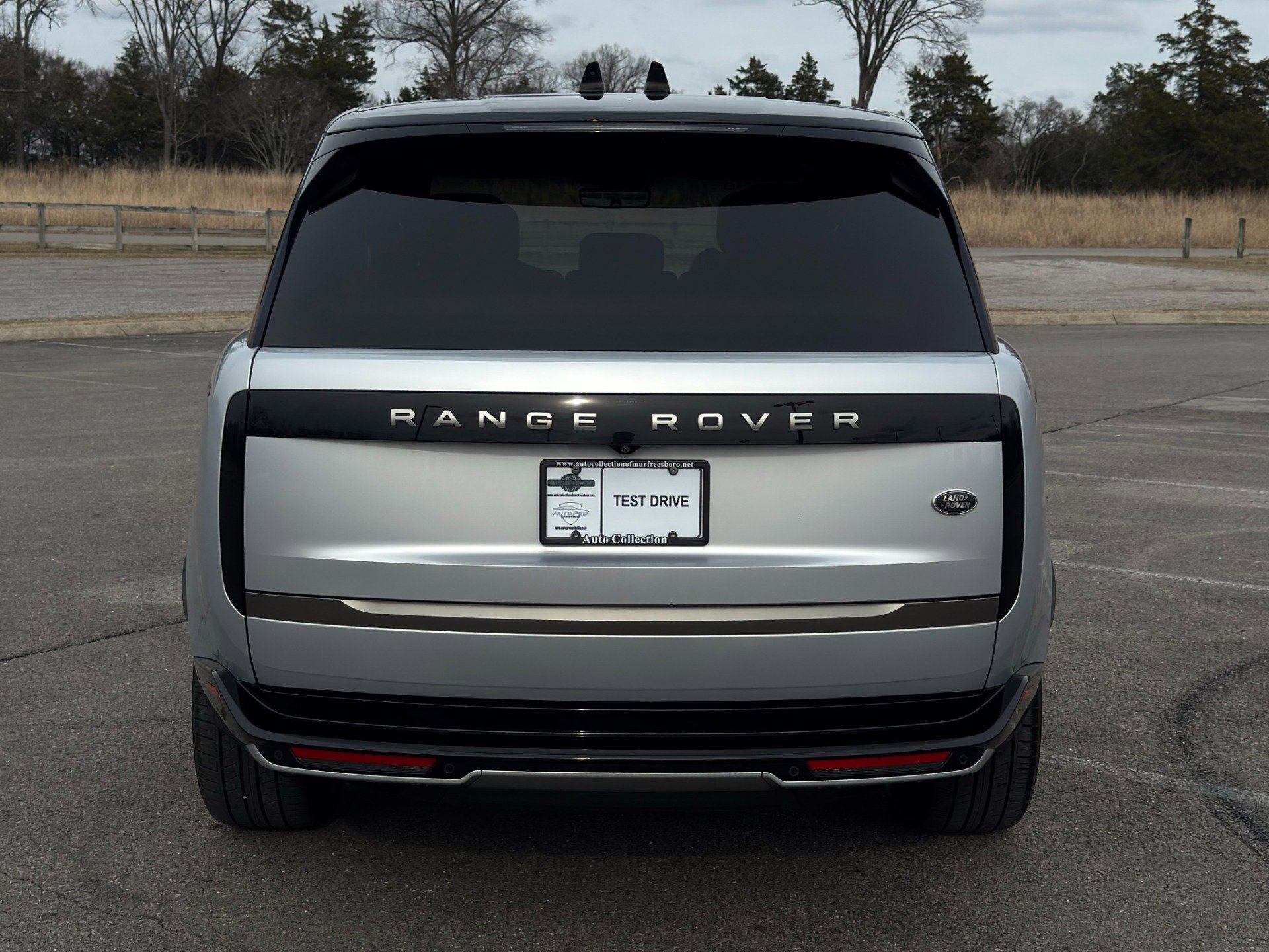 Used 2023 Land Rover Range Rover SE image 6