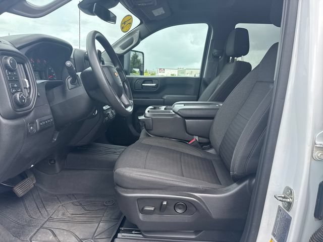 Used 2024 Chevrolet Silverado 2500 Custom w/ Custom Convenience Package AWD/4WD image 11