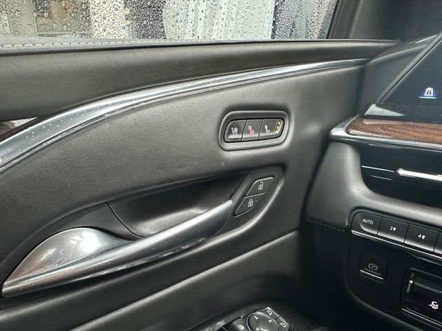 Used 2021 Cadillac Escalade Premium Luxury Platinum image 16