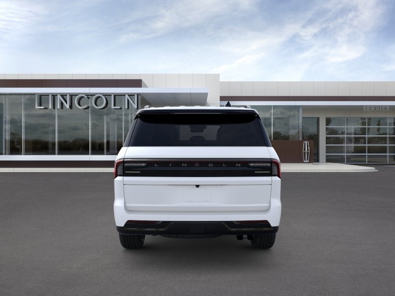 New 2026 Lincoln Navigator Black Label w/ Black Label Special Edition AWD/4WD image 5