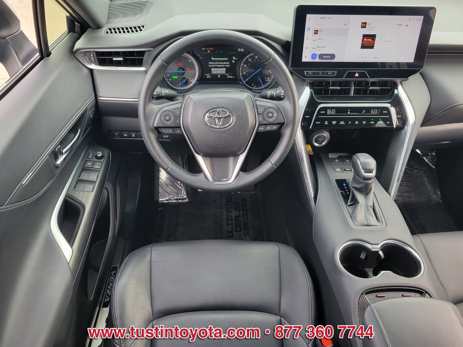 Certified 2024 Toyota Venza XLE AWD/4WD image 12