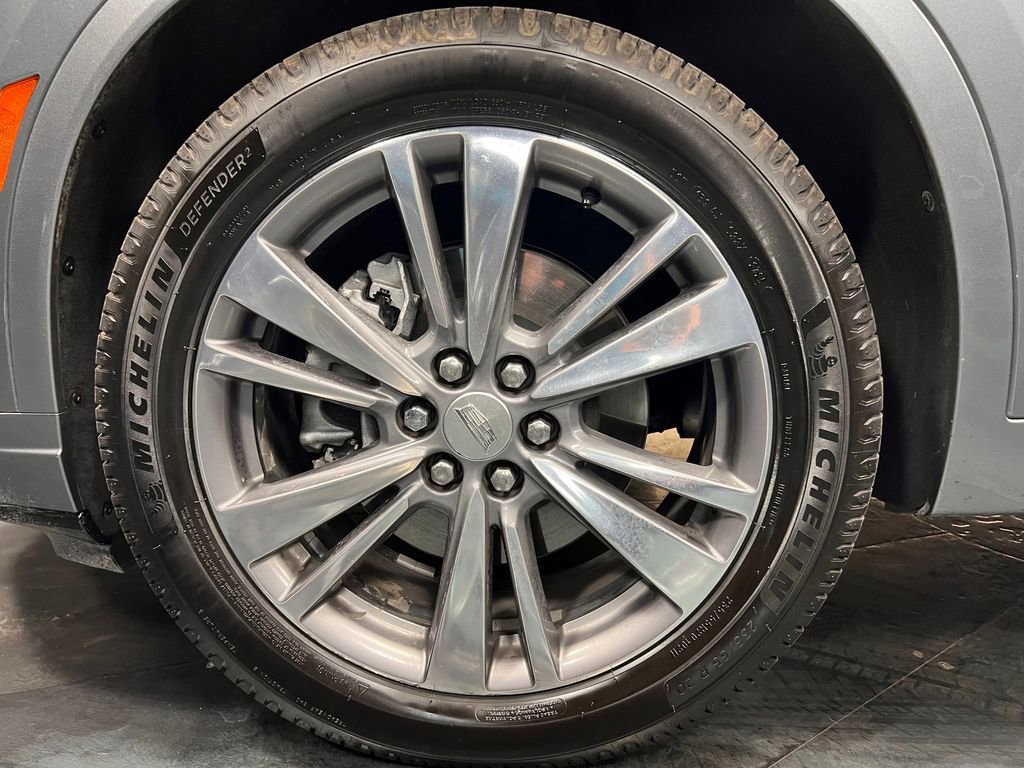 Used 2025 Cadillac XT6 Premium Luxury image 35