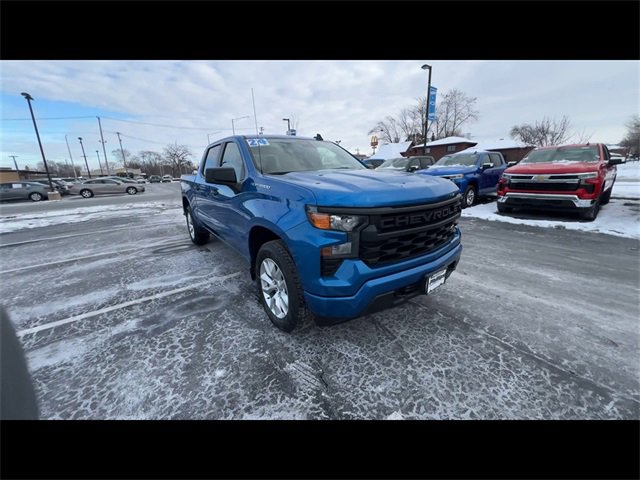 Certified 2024 Chevrolet Silverado 1500 Custom image 2