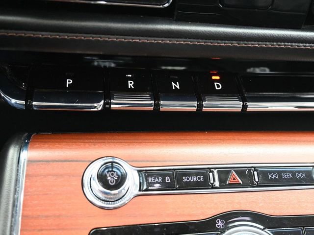 Used 2022 Lincoln Aviator Reserve w/ Equipment Group 201A image 19