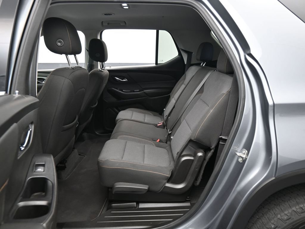 Used 2020 Chevrolet Traverse LS image 26