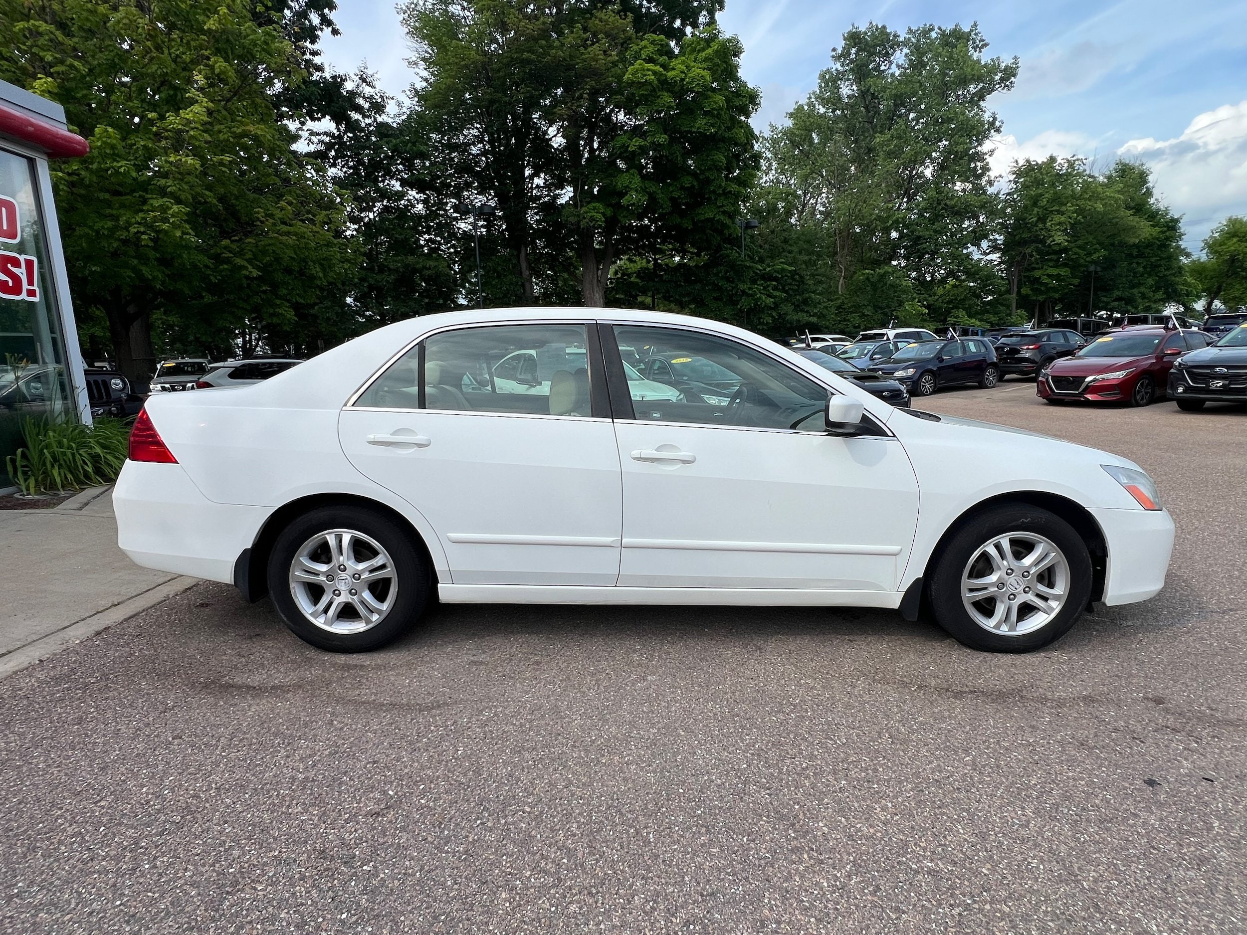 Used 2007 Honda Accord SE image 8