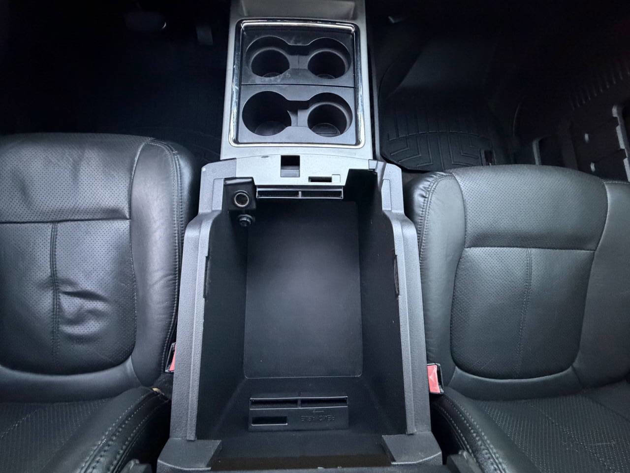 Used 2015 Ford F350 Platinum w/ Platinum Package AWD/4WD image 40