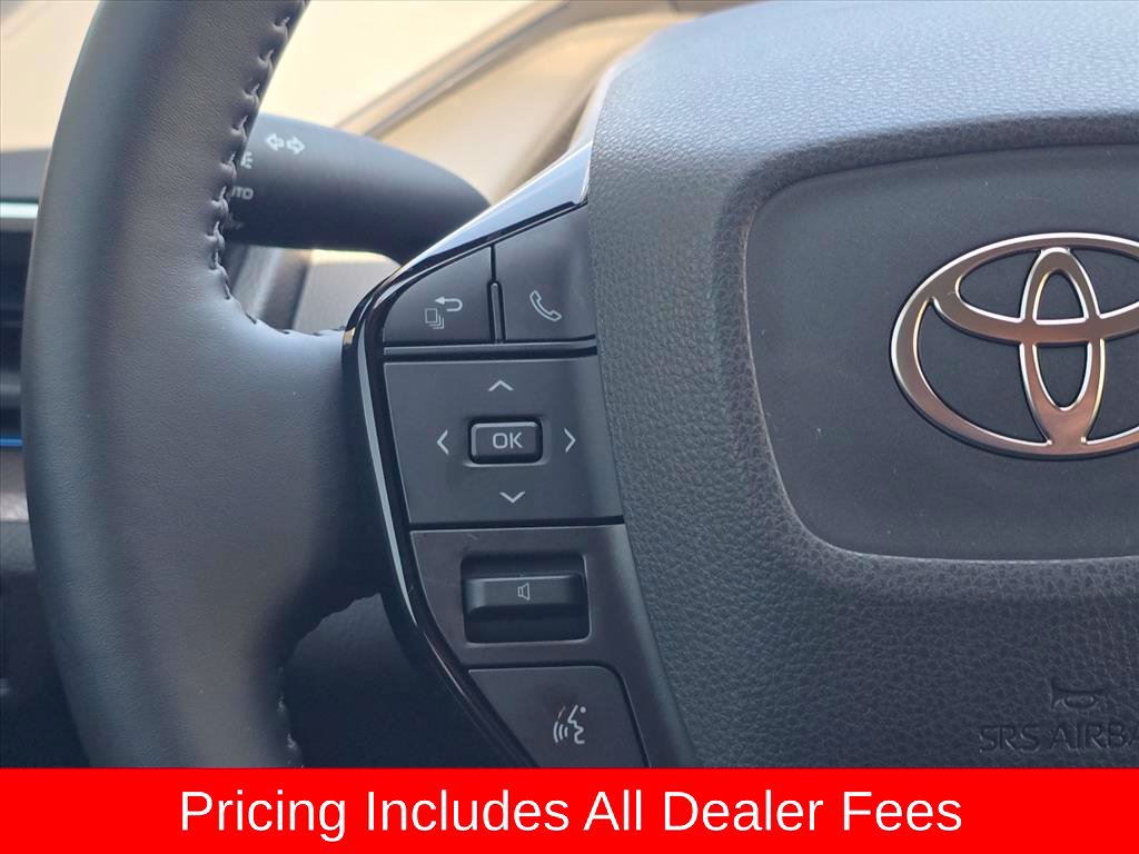 Used 2024 Toyota Prius XLE FWD image 21