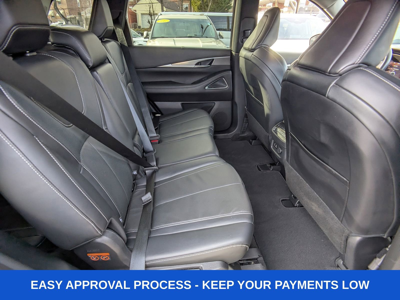 Used 2023 INFINITI QX60 Luxe w/ Performance Audio Package image 16