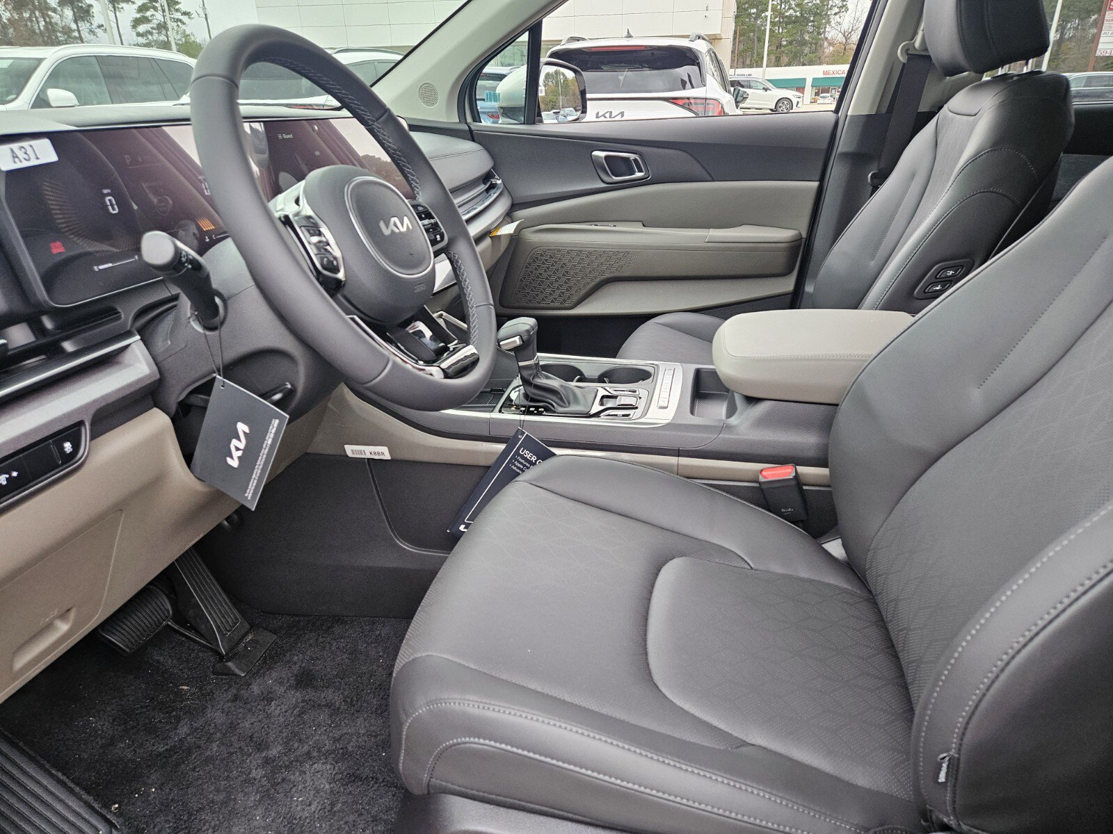 New 2026 Kia Carnival EX image 7