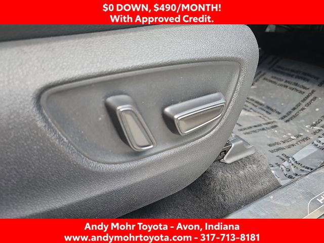 Used 2020 Toyota Highlander XLE image 38