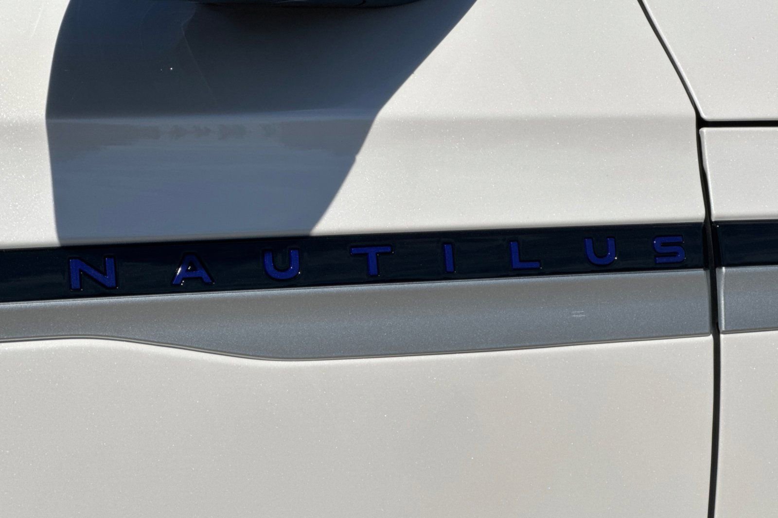 New 2026 Lincoln Nautilus Premier image 7