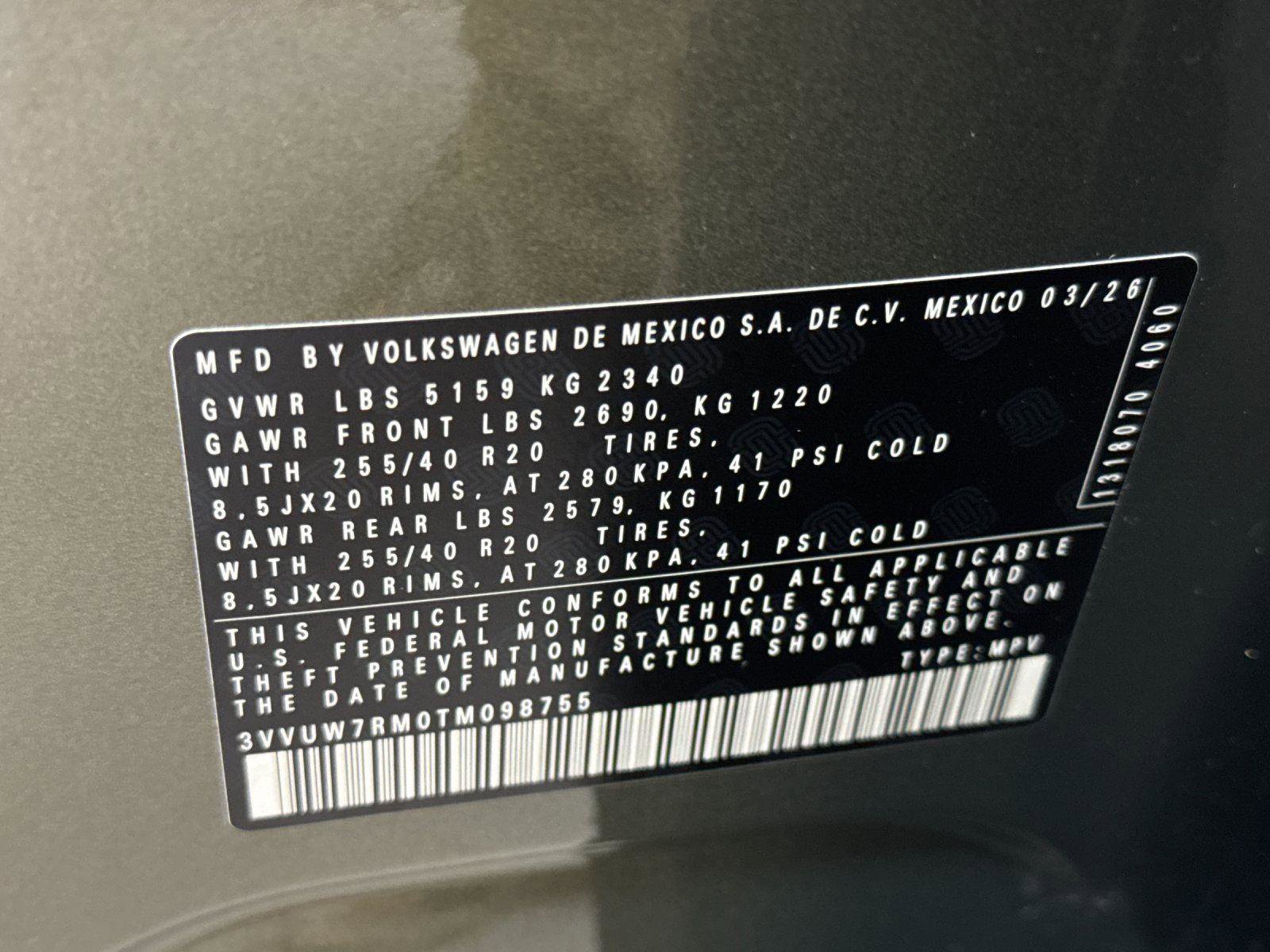 New 2026 Volkswagen Tiguan SEL R-Line AWD/4WD image 28