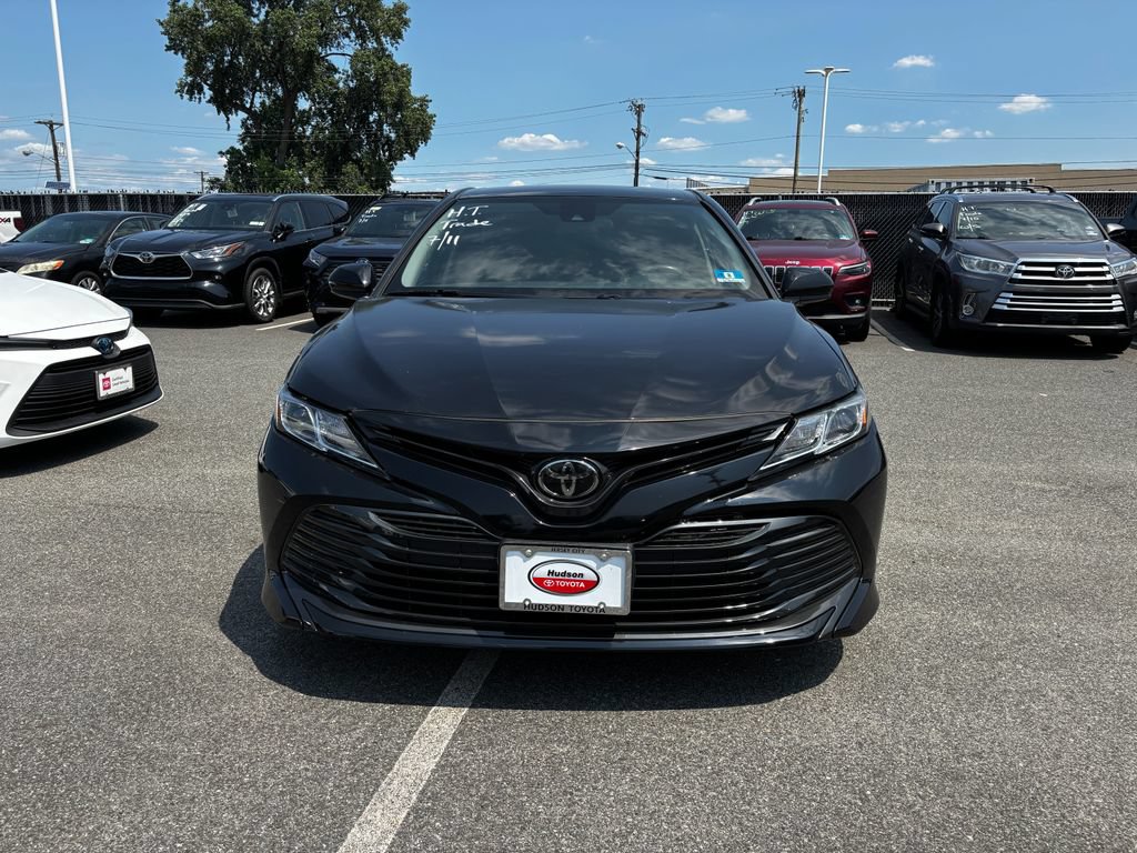Used 2020 Toyota Camry LE FWD image 2