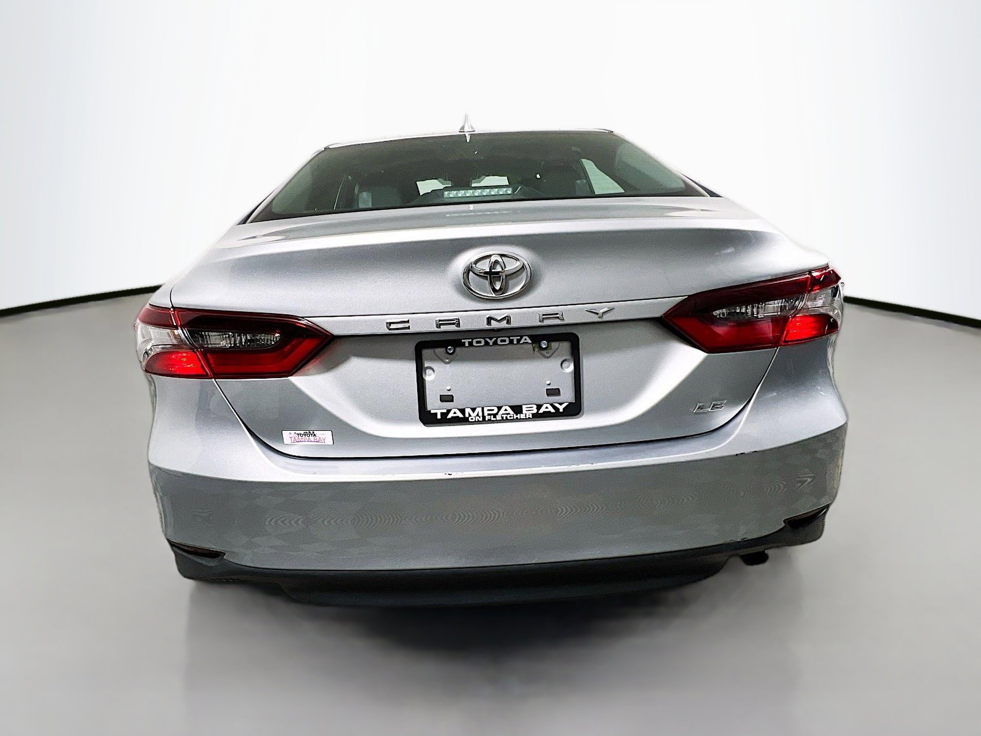 Used 2024 Toyota Camry LE FWD image 6