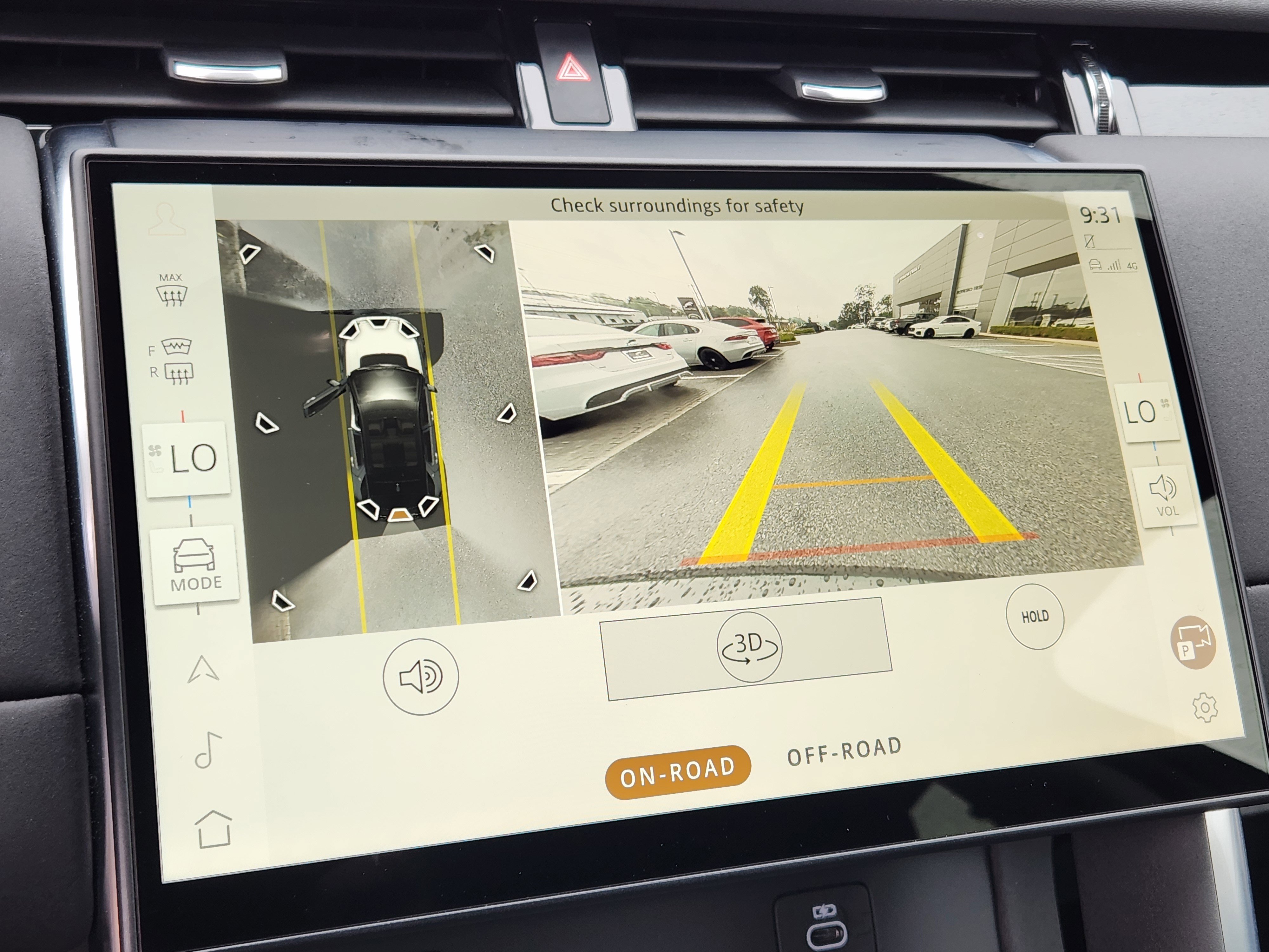 Certified 2025 Land Rover Discovery Sport S image 23