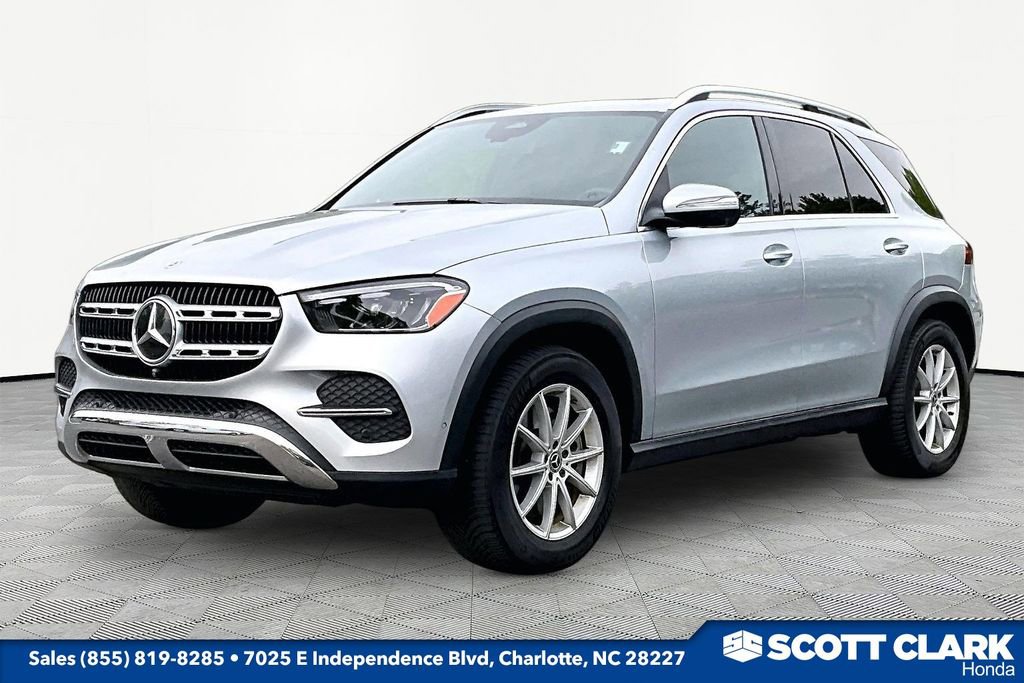 Used 2024 Mercedes-Benz GLE 450 4MATIC image 3