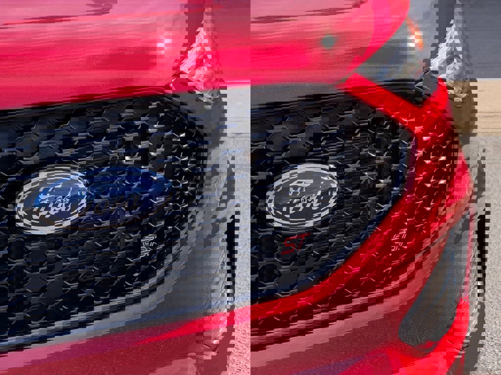 Certified 2022 Ford Edge ST image 21