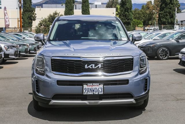 Used 2022 Kia Telluride LX AWD/4WD image 3