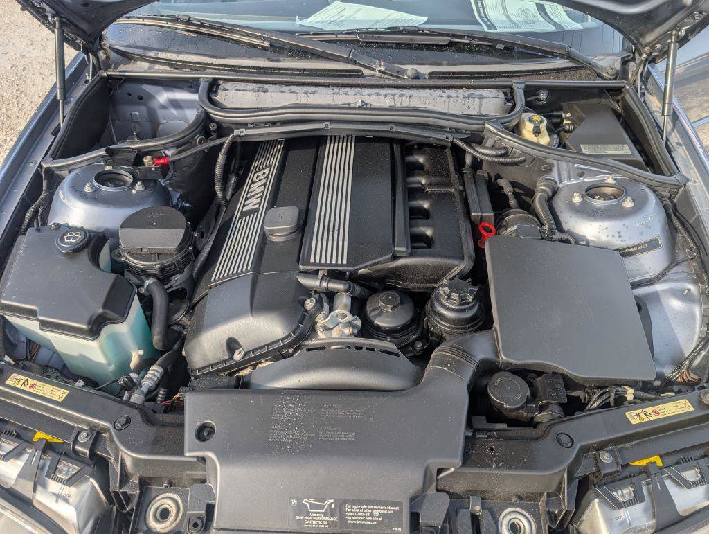 Used 2003 BMW 330Ci Convertible image 29