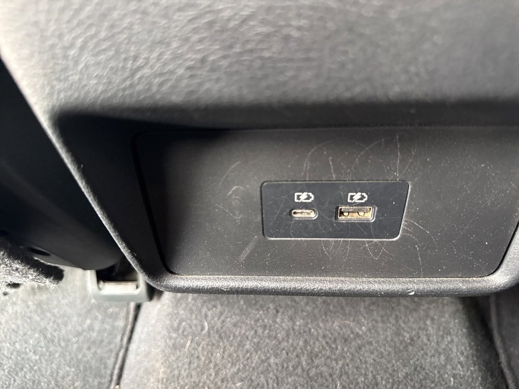 Used 2021 Nissan Rogue SV image 17