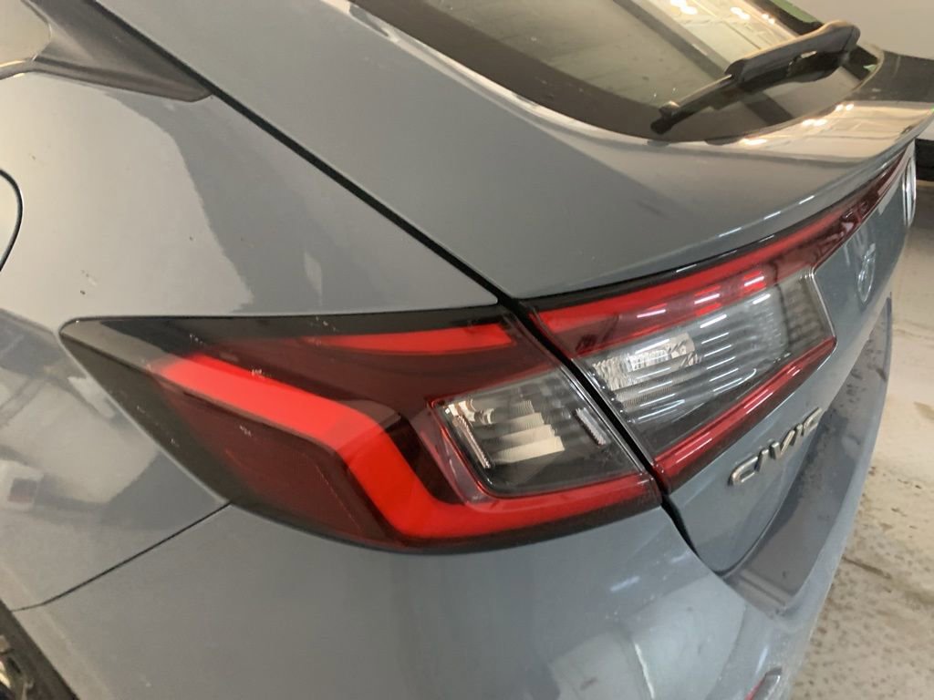 Used 2023 Honda Civic Sport image 10