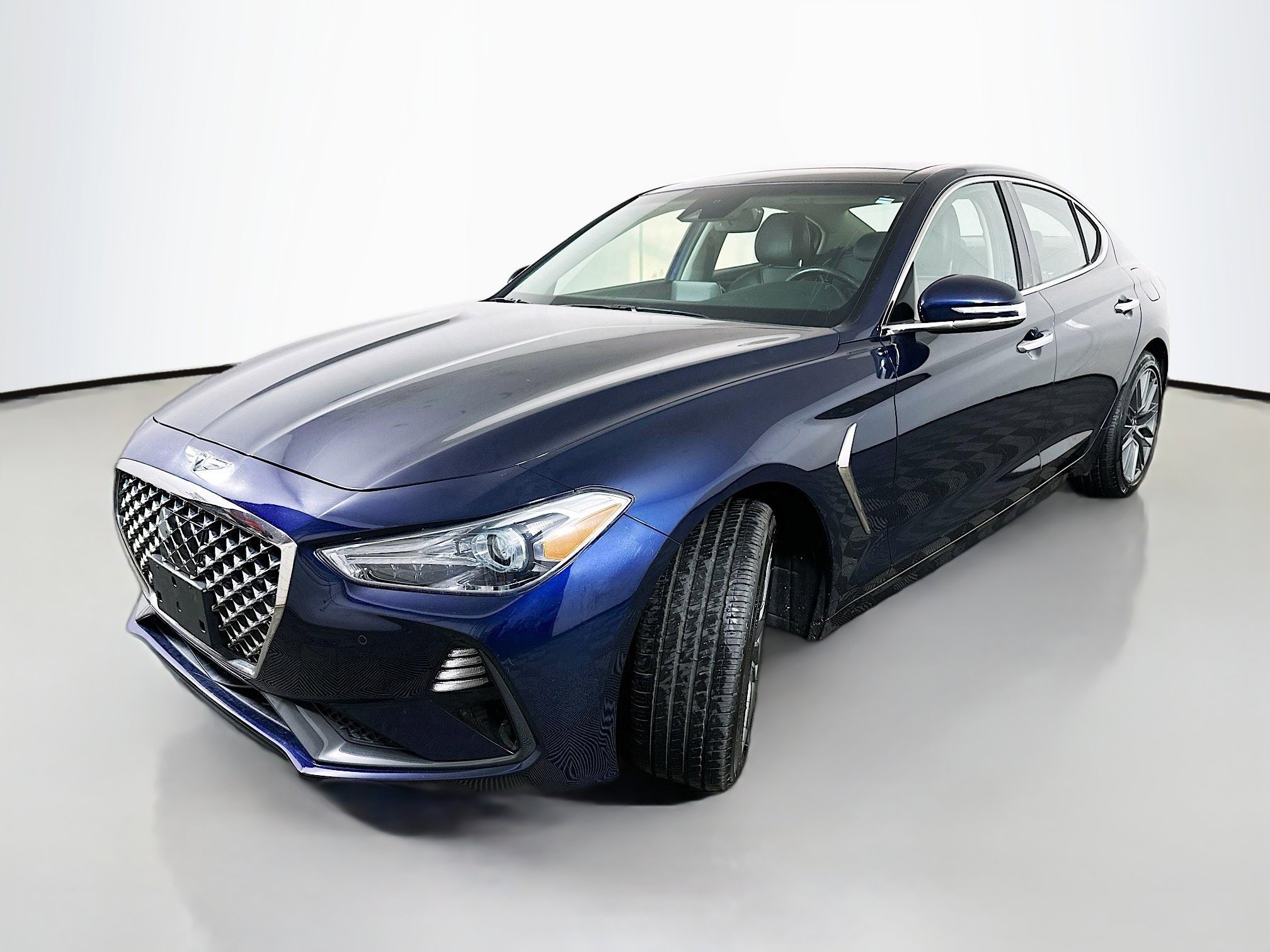 Used 2019 Genesis G70 2.0T Advanced w/ Elite Package image 3