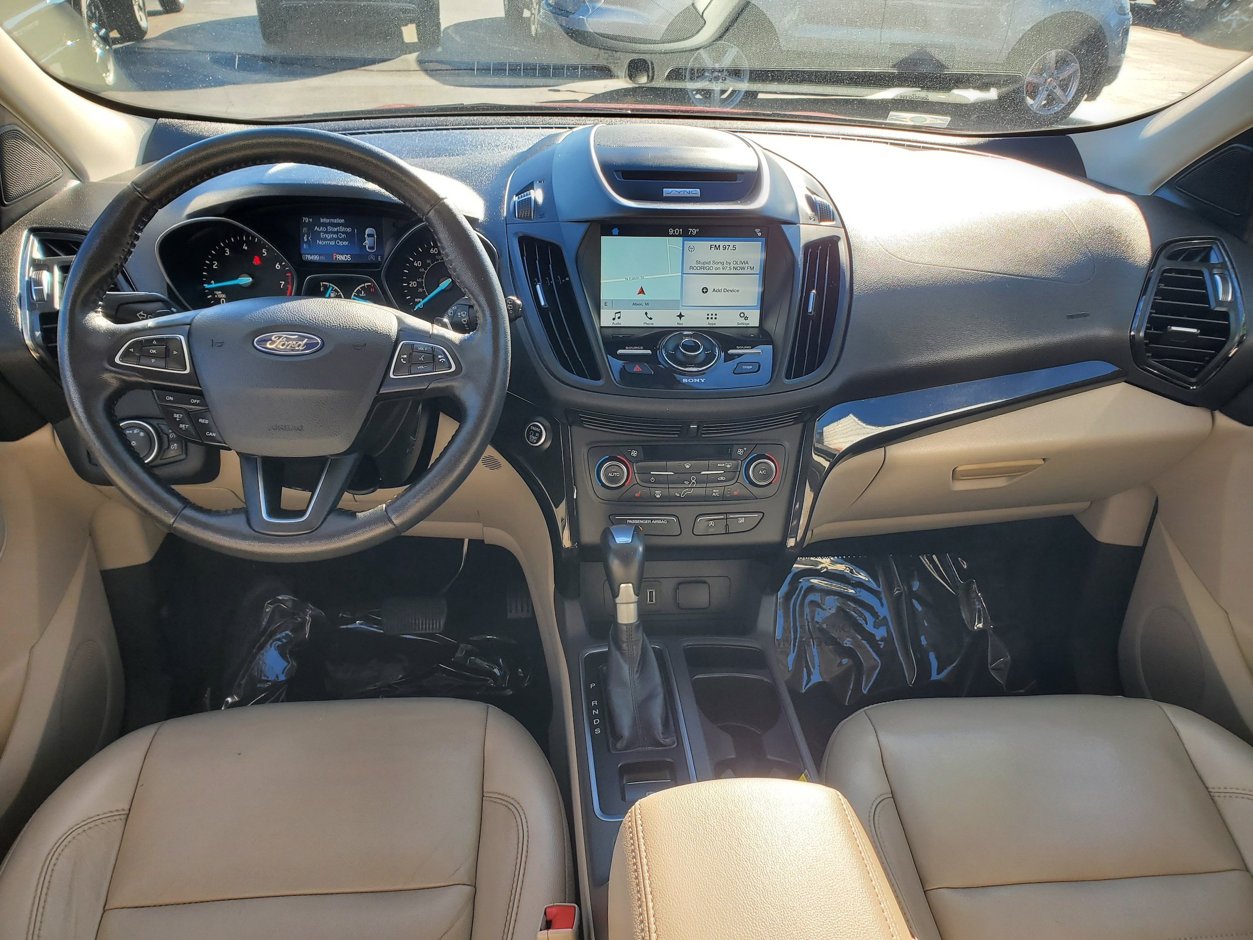 Used 2017 Ford Escape Titanium AWD/4WD image 26