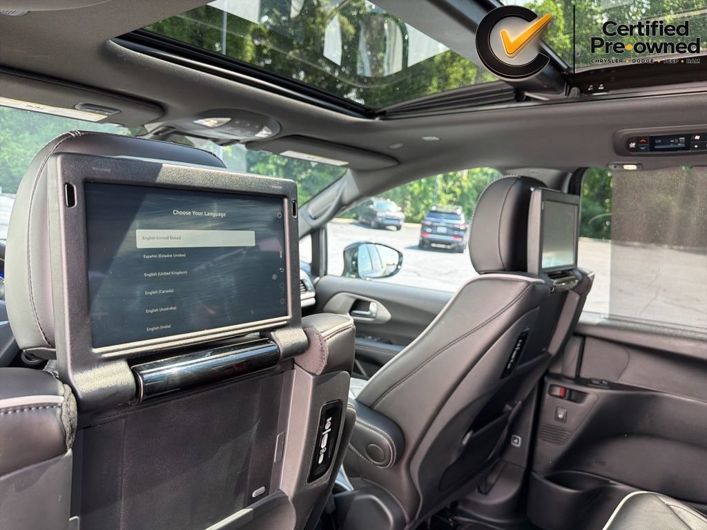 Certified 2023 Chrysler Pacifica Limited w/ Uconnect Theater Family Group AWD/4WD image 55