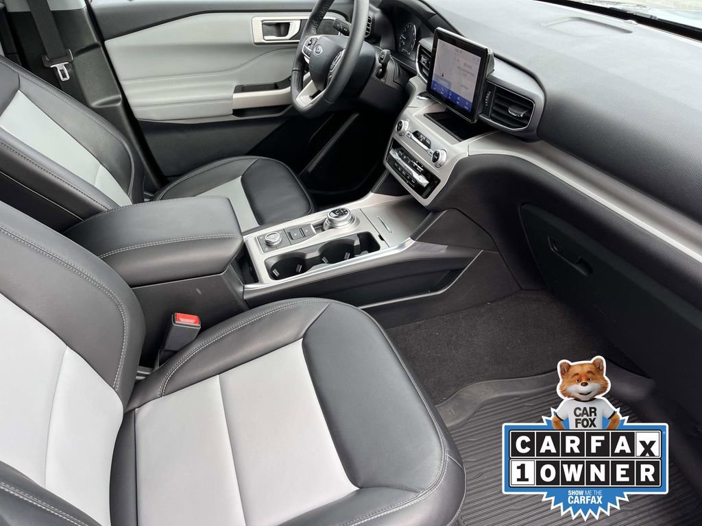 Used 2023 Ford Explorer XLT w/ Equipment Group 202A image 25