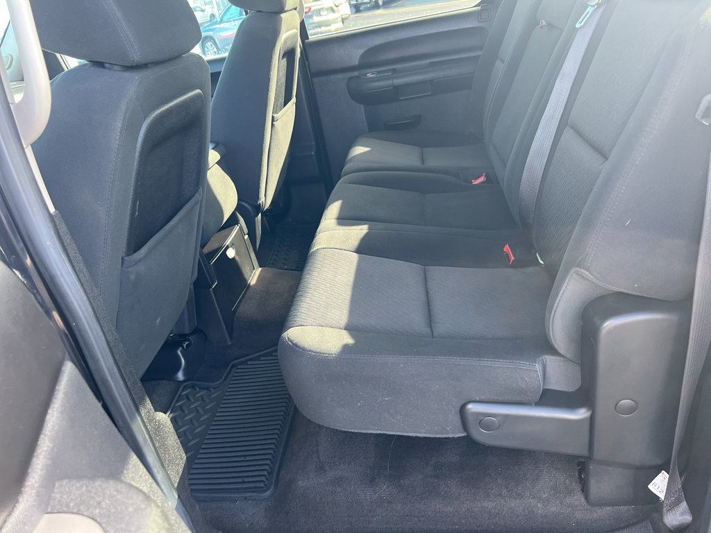 Used 2013 Chevrolet Silverado 2500 LT w/ Interior Plus Package image 19