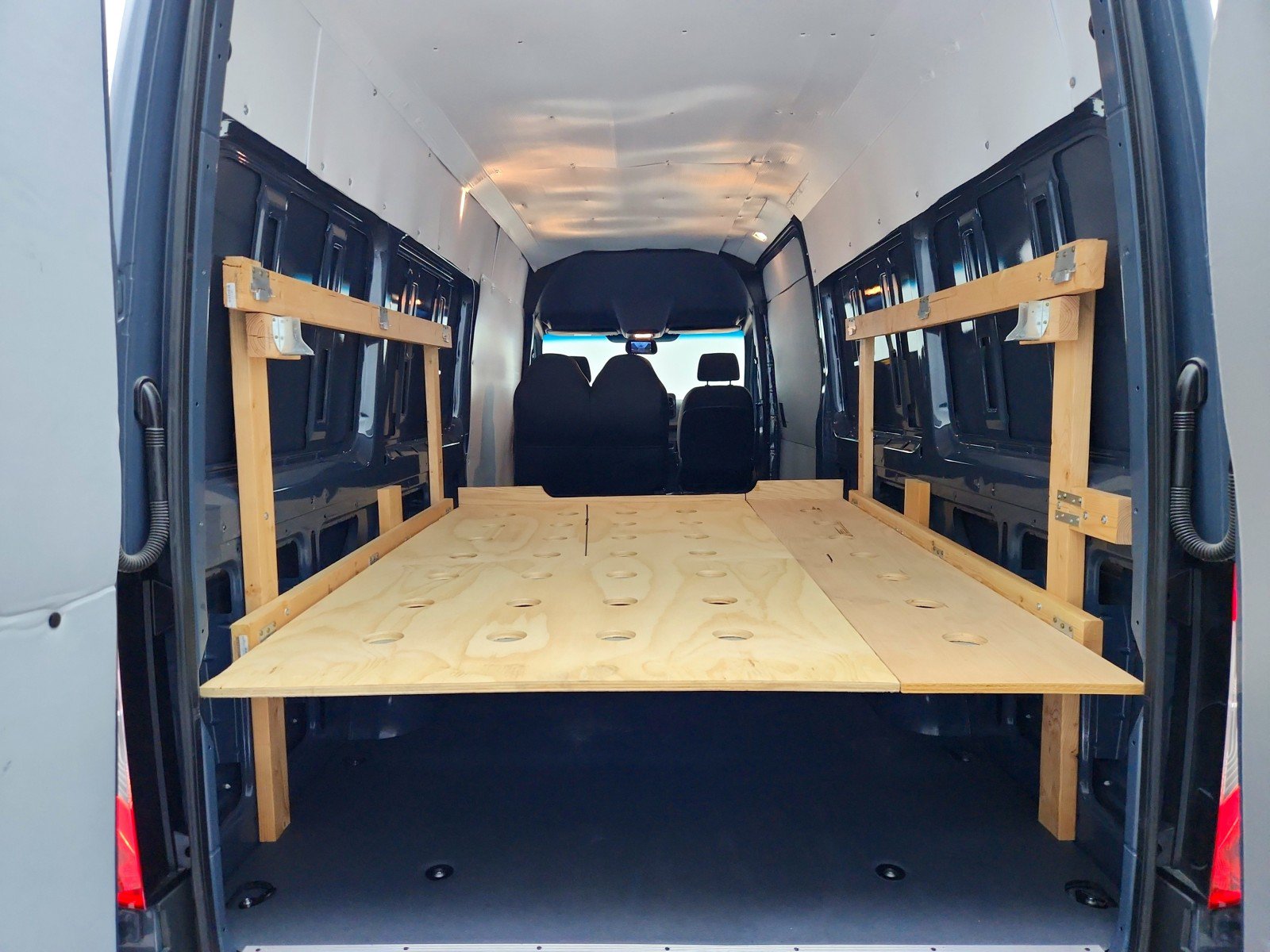 Used 2019 Mercedes-Benz Sprinter 170 image 26