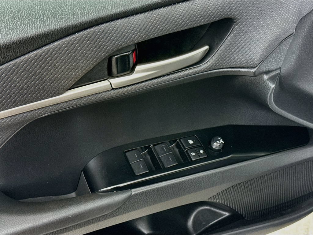 Certified 2025 Toyota Camry SE FWD image 12