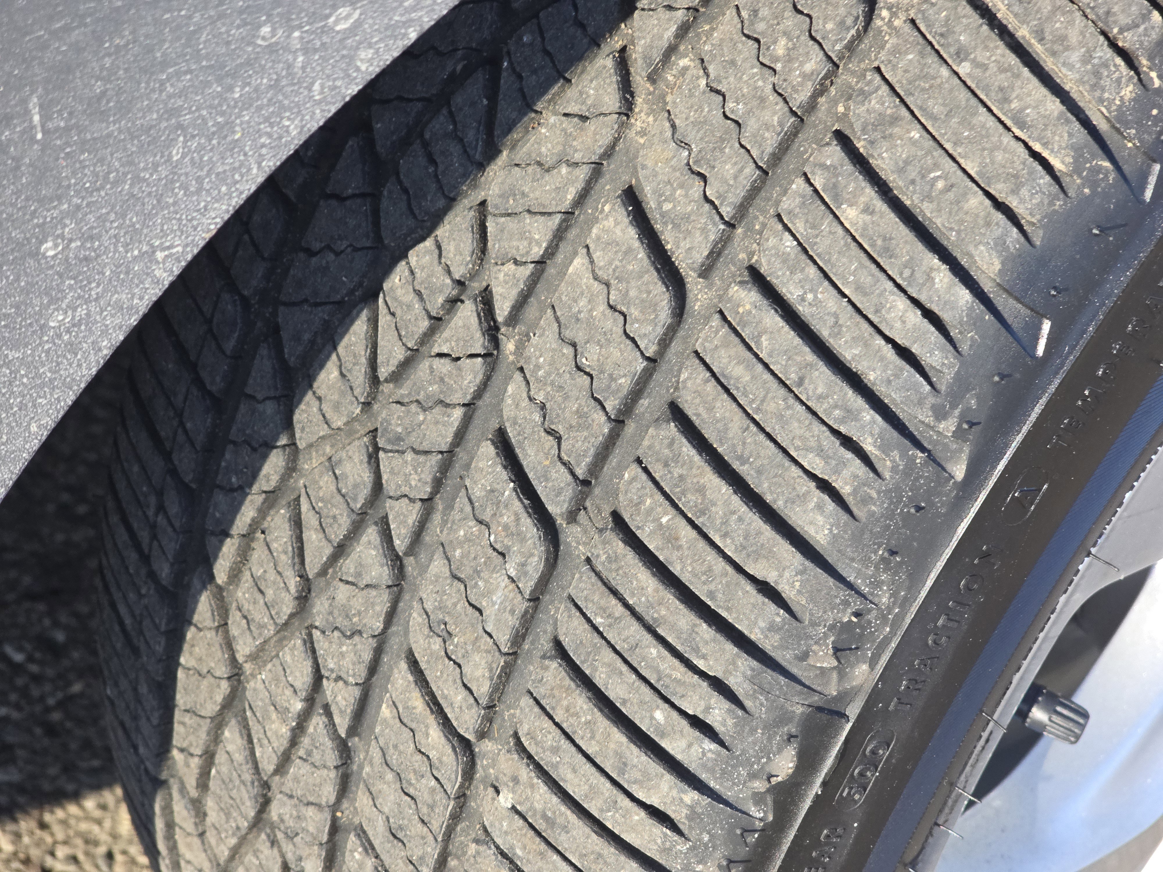 Used 2017 Chevrolet Volt Premier w/ Driver Confidence II Package image 14