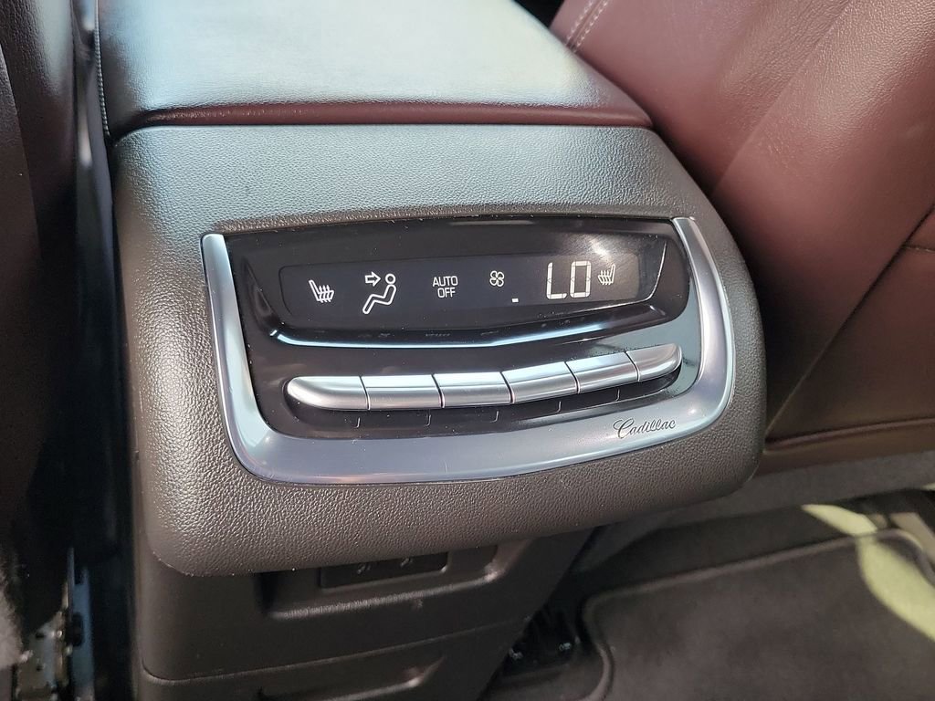 Certified 2023 Cadillac XT6 Premium Luxury image 21