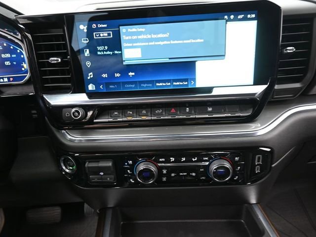 Used 2024 Chevrolet Silverado 1500 High Country w/ High Country Premium Package image 10