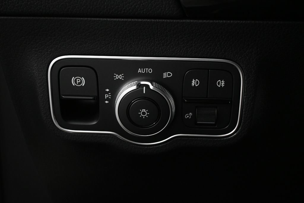 Certified 2026 Mercedes-Benz GLA 250 image 9