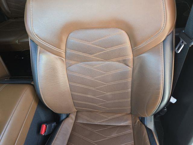 Used 2023 Nissan Pathfinder Platinum w/ Cargo Package FWD image 18
