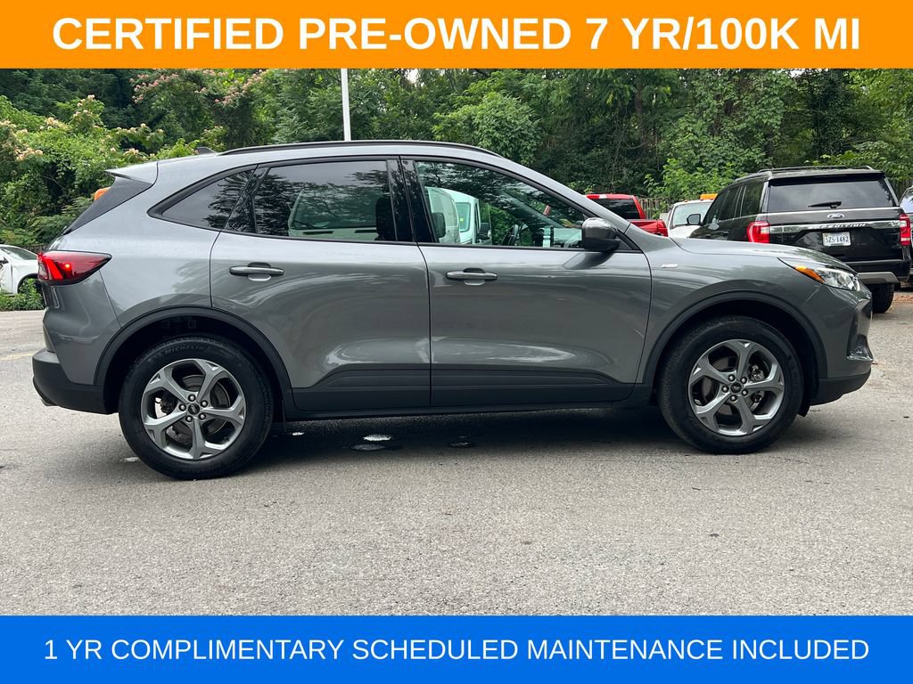 Used 2025 Ford Escape ST-Line Select AWD/4WD image 9