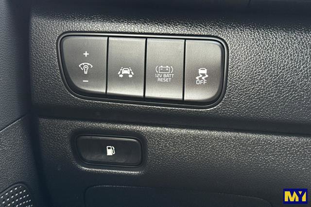 Used 2019 Kia Niro LX image 31