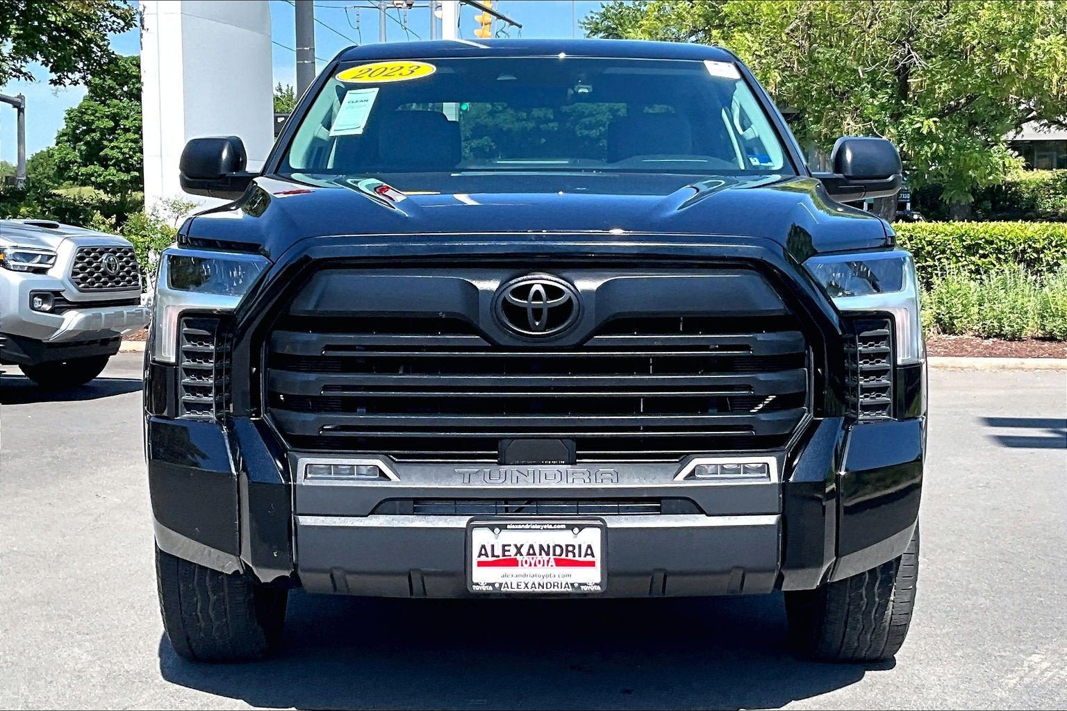 Used 2023 Toyota Tundra SR5 AWD/4WD image 3
