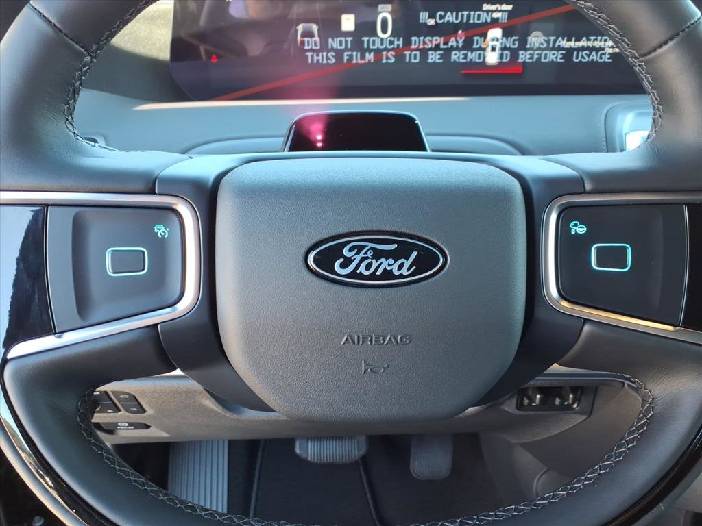 New 2025 Ford Expedition Platinum w/ Stealth Performance Package image 14