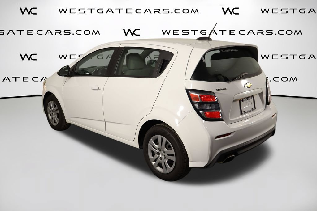 Used 2017 Chevrolet Sonic LT FWD image 40